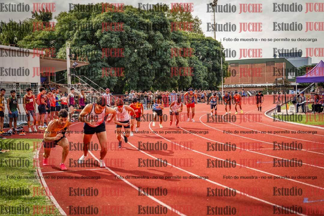 Fotos de los 800 m de varones