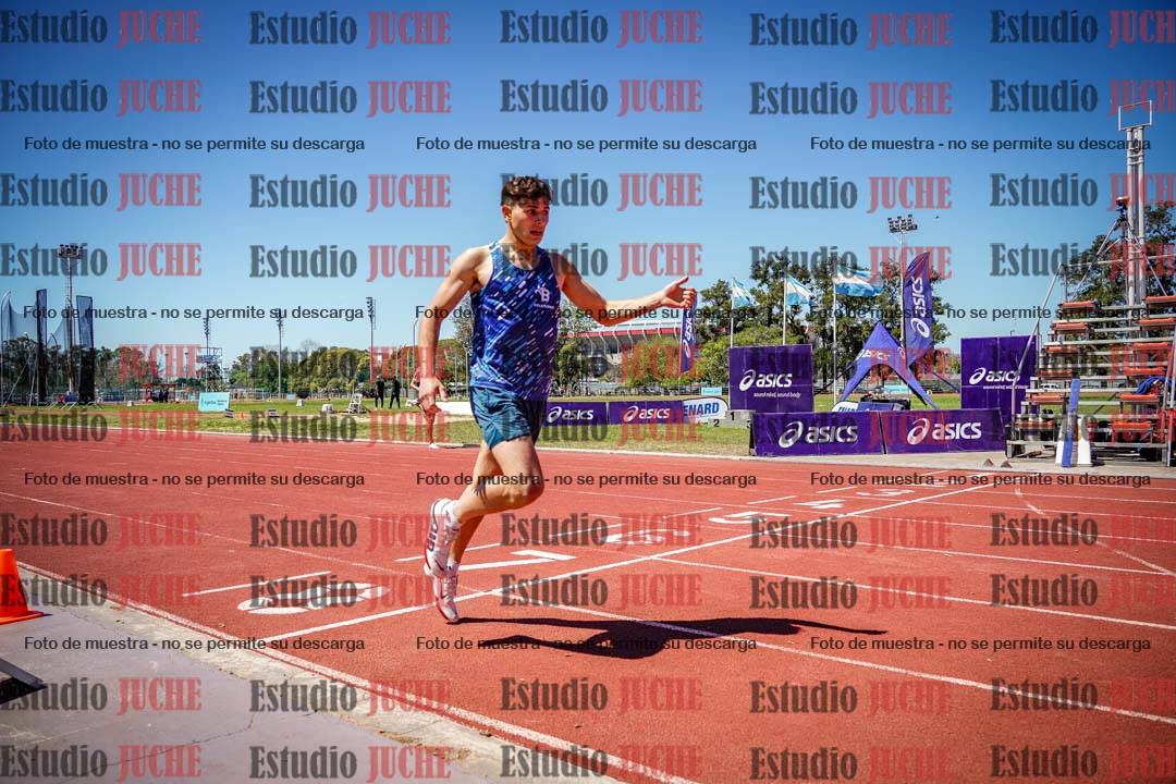 Fotos de los 400 m llanos de varones