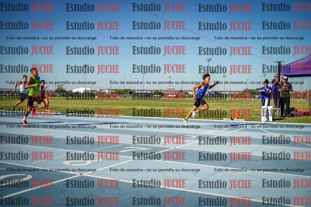 Fotos de los 400 m llanos de varones