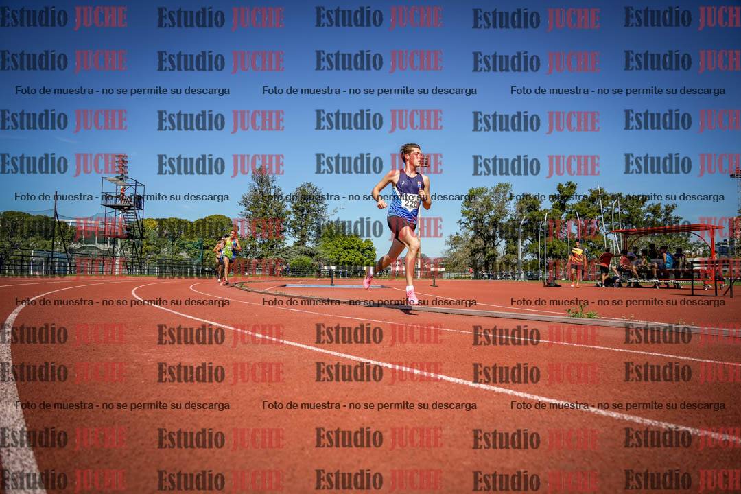 Fotos de los 5000 m llanos de mujeres y varones
