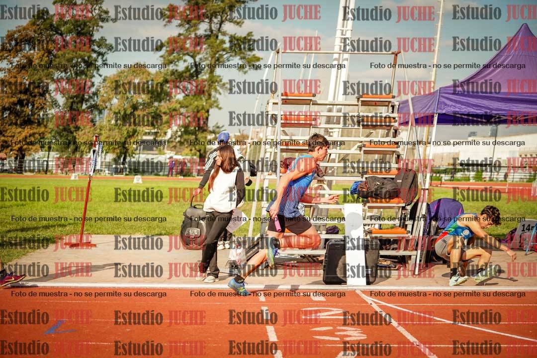 Fotos de las postas 4x400 m llanos de varones