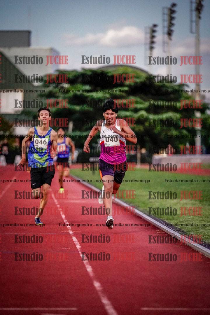 Fotos de los 1500 m llanos de varones