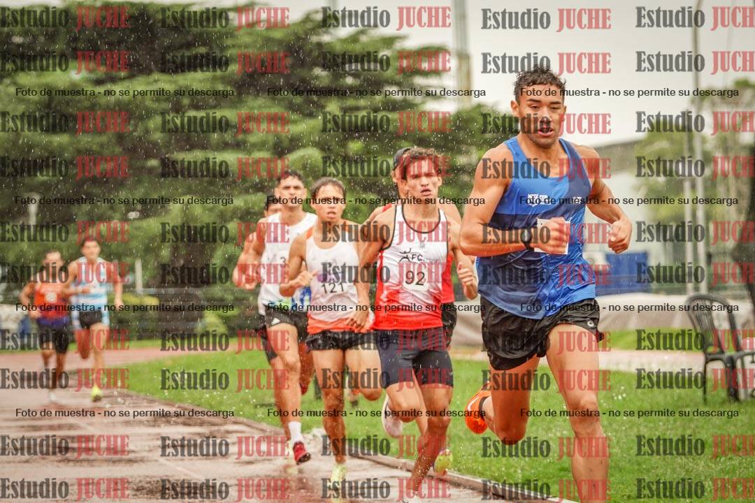 Fotos de los 800 m de varones