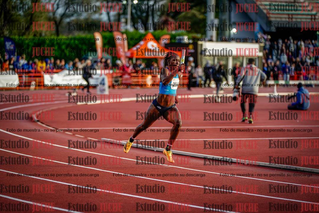 Fotos de los relevos 4x400 m de mujeres