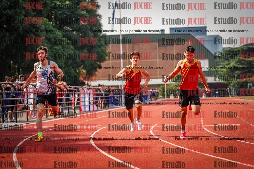 Fotos de los 200 m llanos de varones