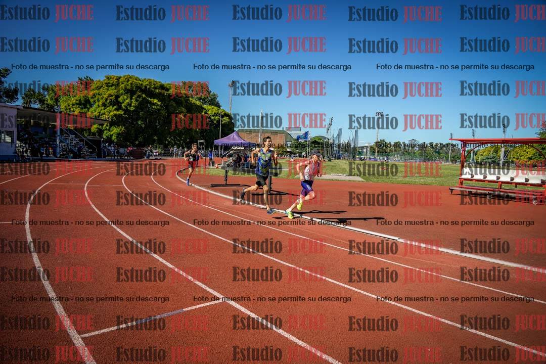 Fotos de los 1200 m llanos de varones