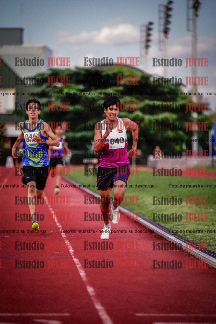 Fotos de los 1500 m llanos de varones