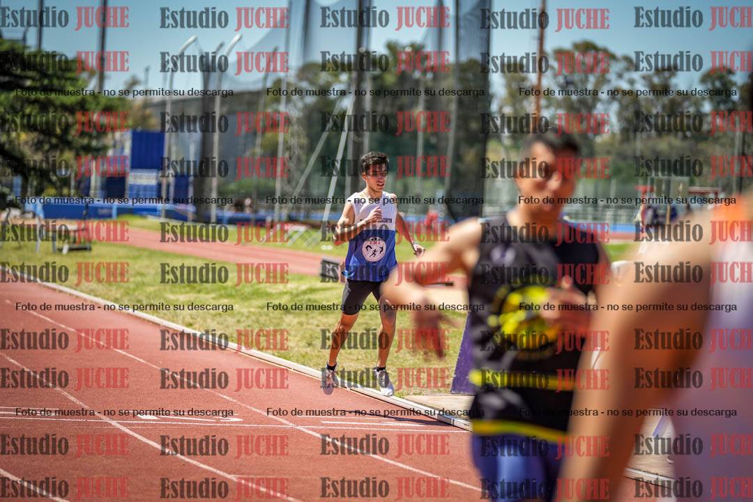 Fotos de los 400 m llanos de varones