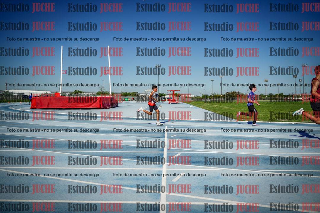 Fotos de los 150 m llanos de varones