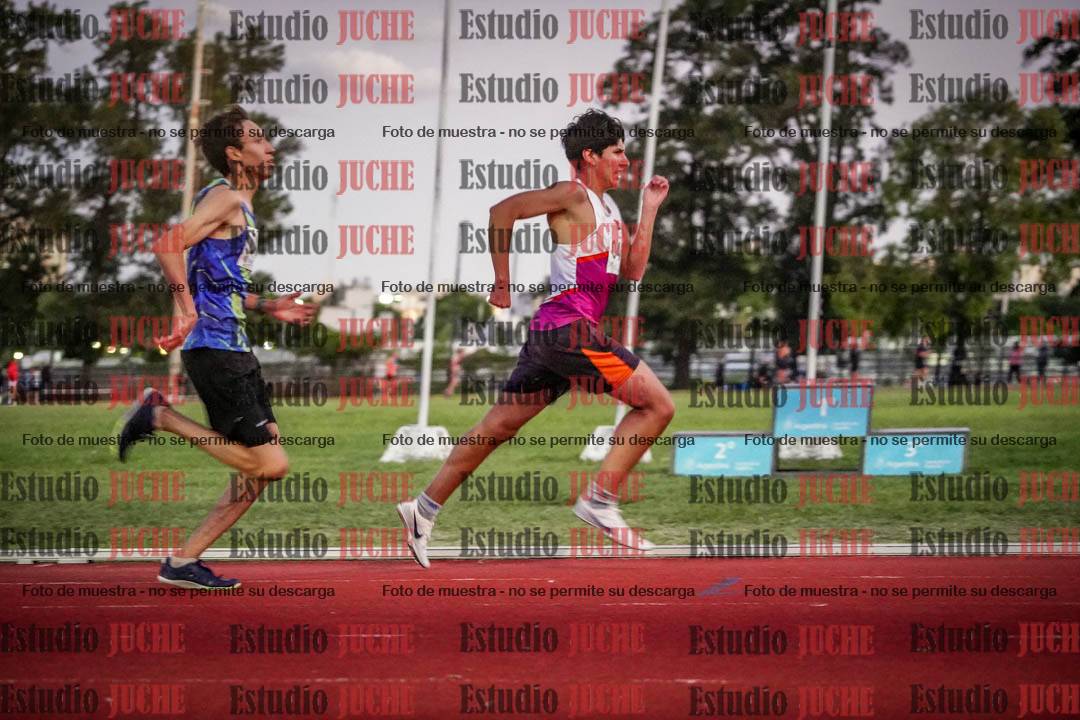 Fotos de los 1500 m llanos de varones