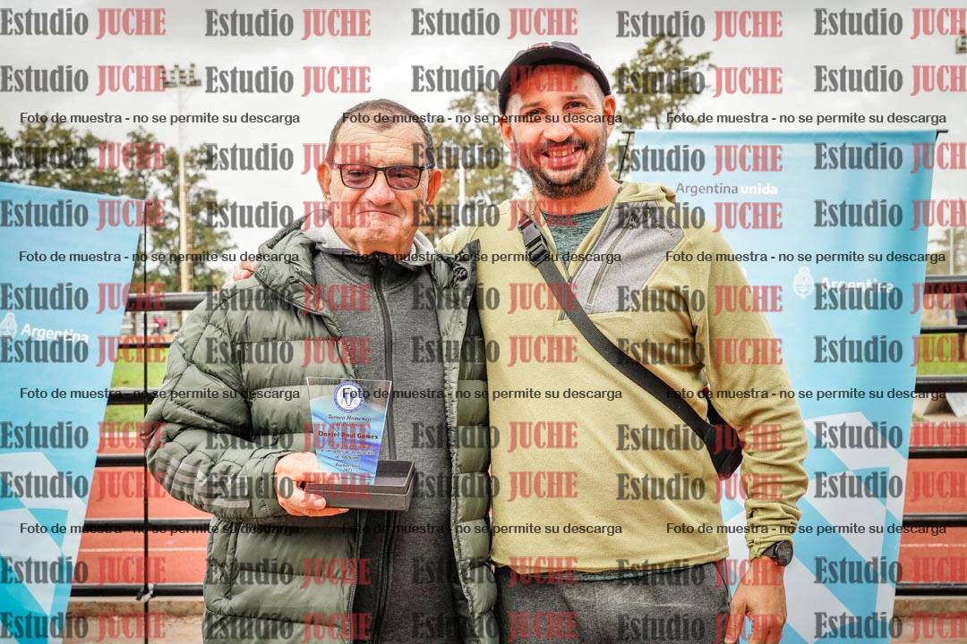 Fotos de algunos podios y extras del torneo