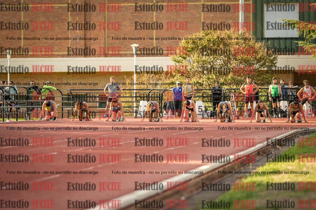 Fotos de los 100 m llanos de mujeres - FINAL