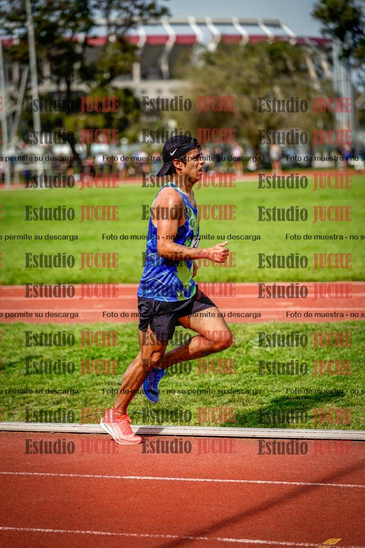 Fotos de los 3000 m llanos de varones