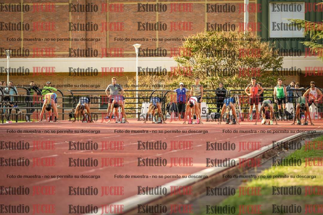 Fotos de los 100 m llanos de mujeres - FINAL