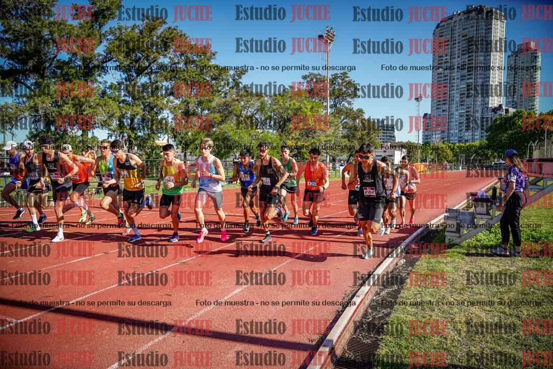 Fotos de los 5000 m llanos de varones