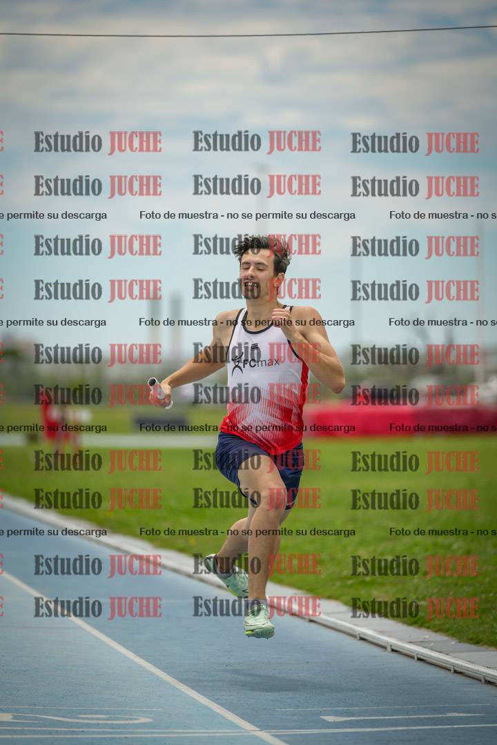 Fotos de las postas 4x200 m llanos de varones