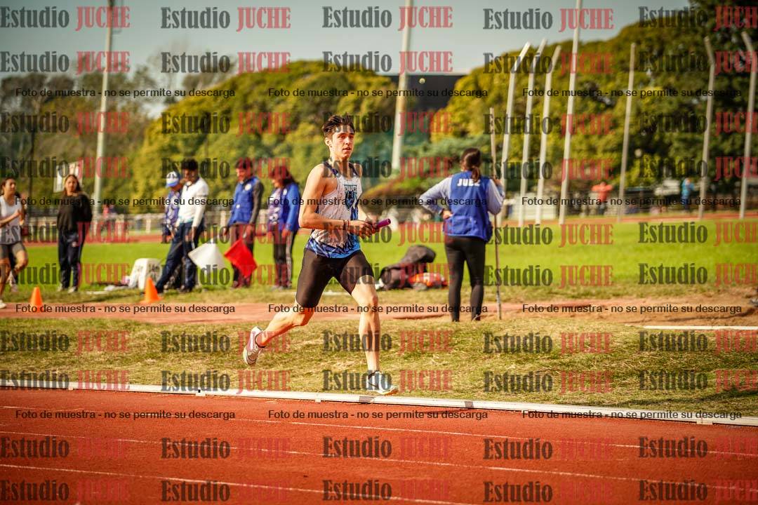 Fotos de las postas 4x400 m llanos de varones
