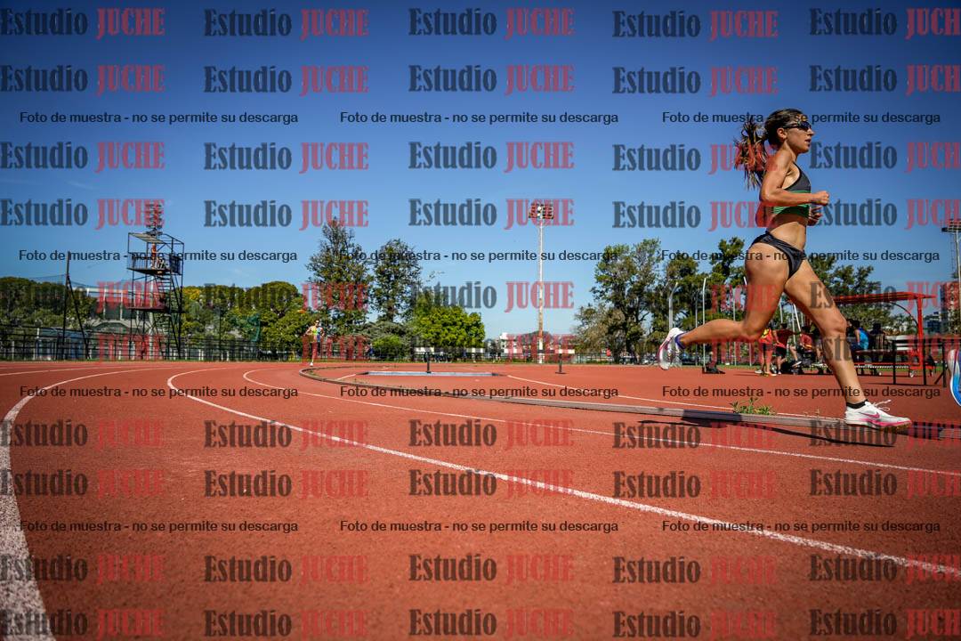 Fotos de los 5000 m llanos de mujeres y varones