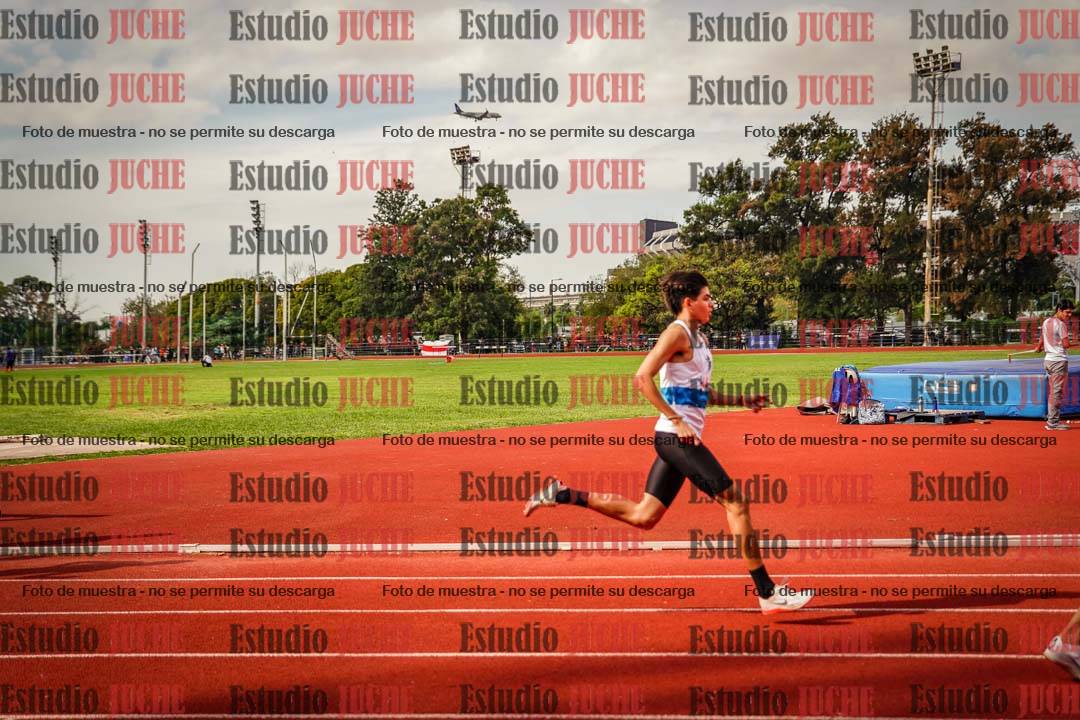 Fotos de los 800 m de varones