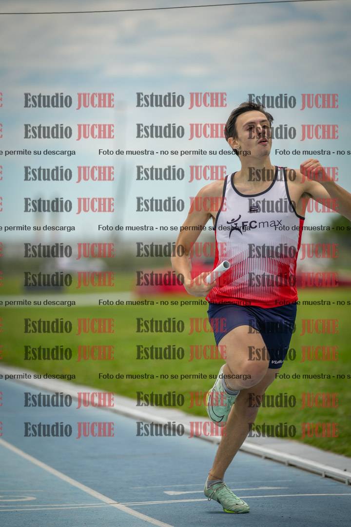 Fotos de las postas 4x200 m llanos de varones