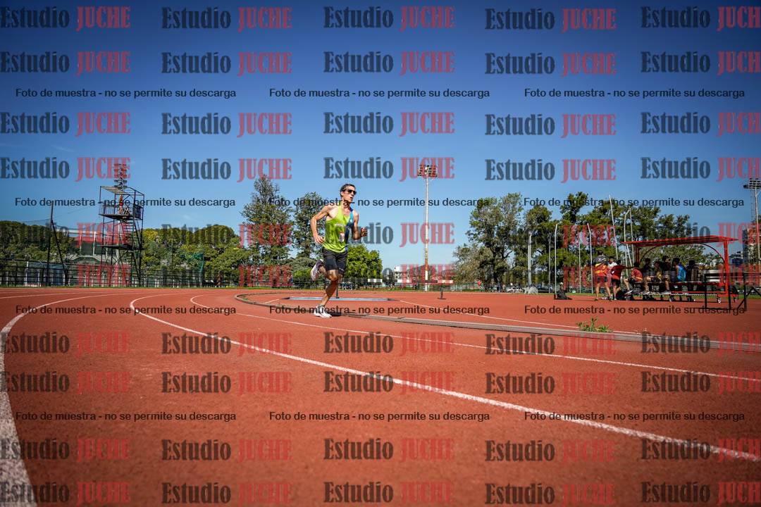 Fotos de los 5000 m llanos de mujeres y varones