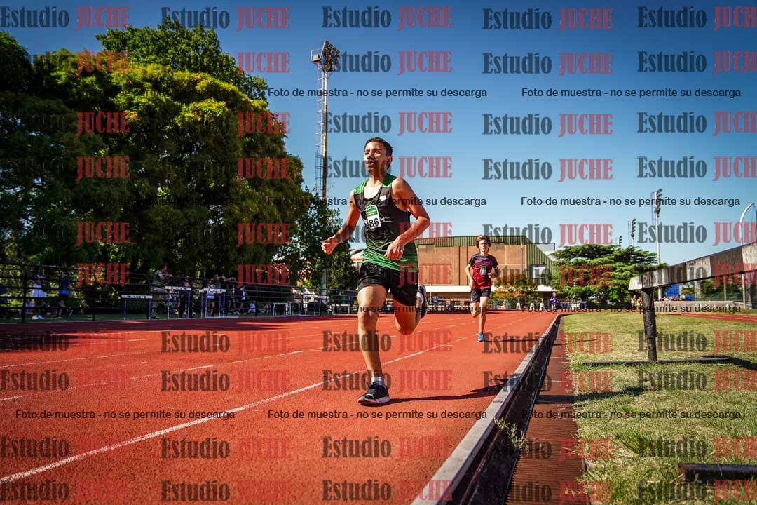 Fotos de los 1200 m llanos de varones