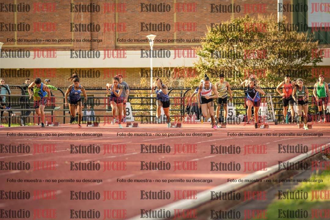 Fotos de los 100 m llanos de mujeres - FINAL