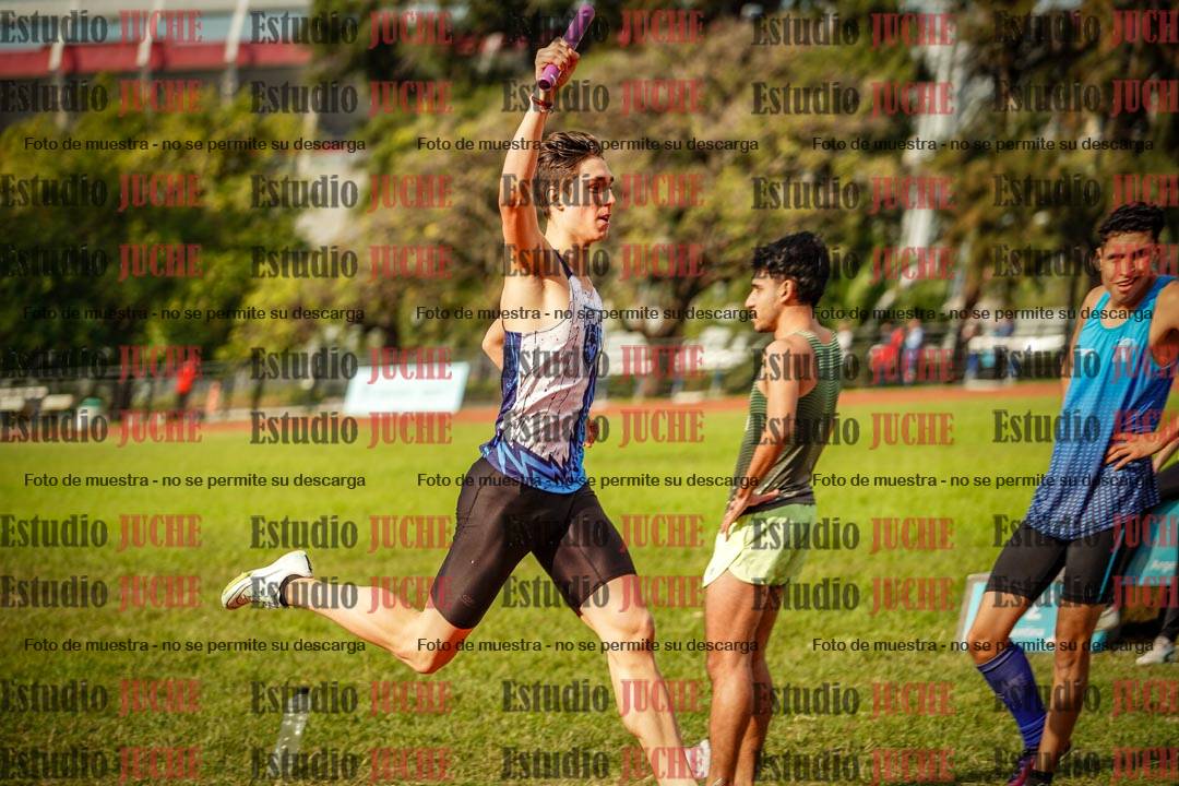 Fotos de las postas 4x400 m llanos de varones