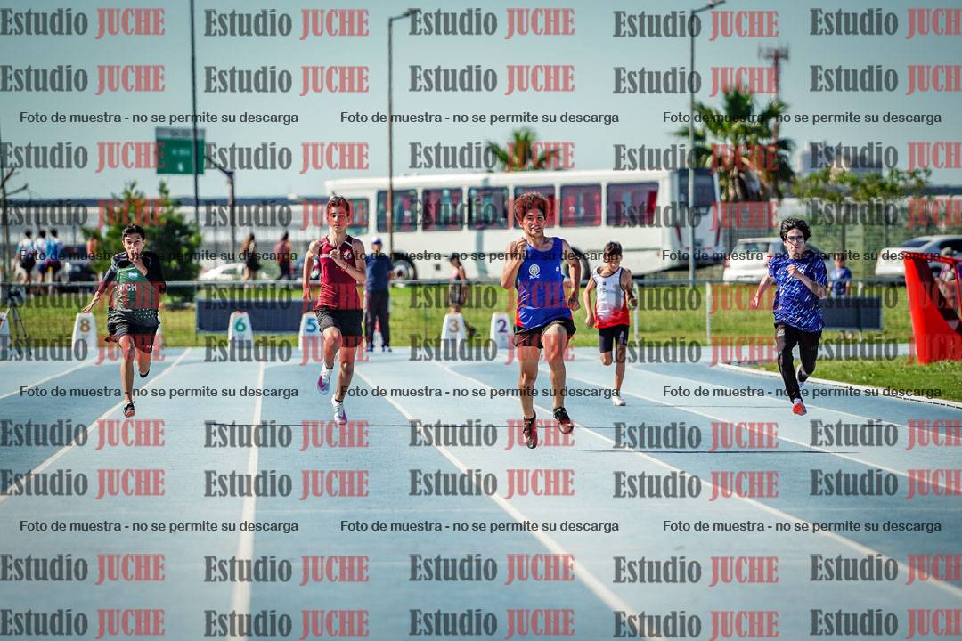 Fotos de los 150 m llanos de varones