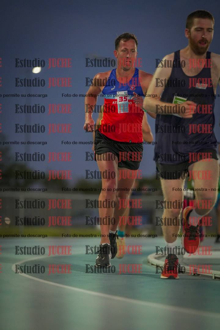Fotos de los 3000 m llanos de varones