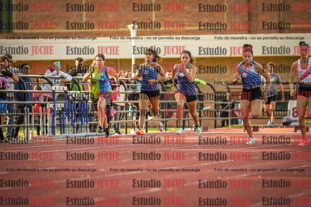 Fotos de los 100 m llanos de mujeres - FINAL