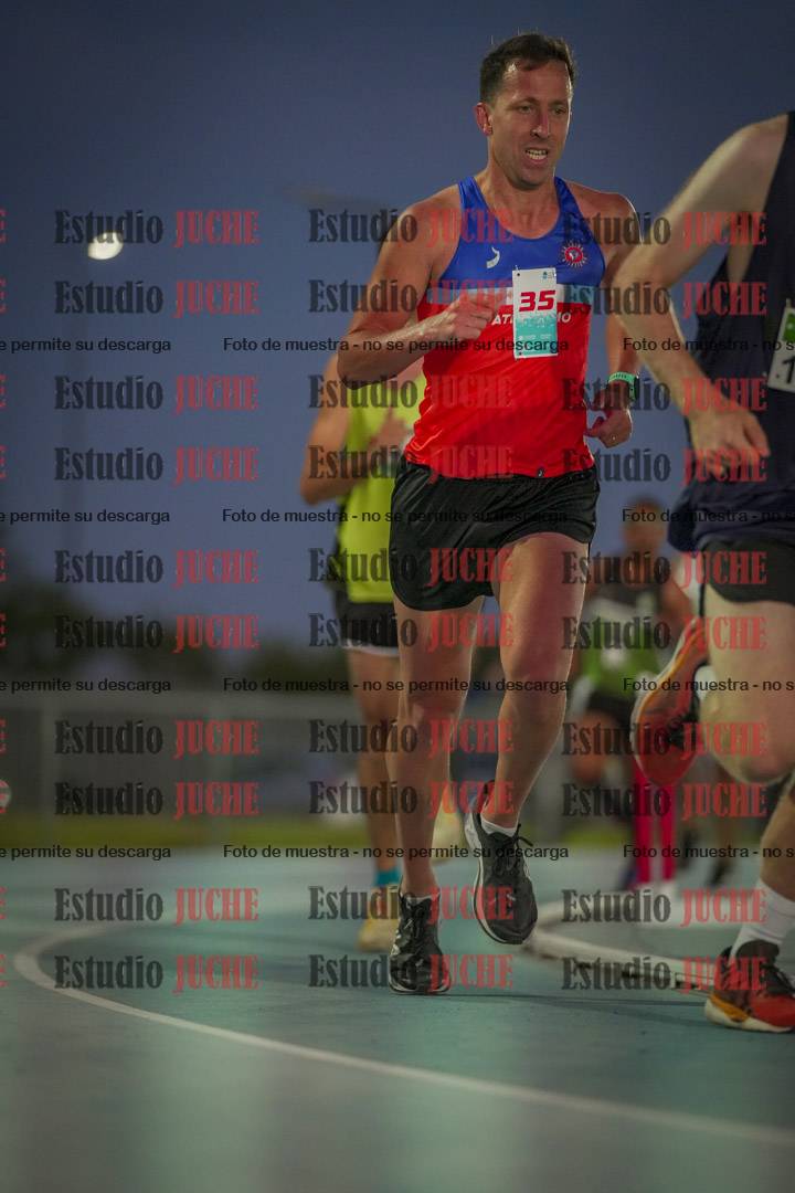 Fotos de los 3000 m llanos de varones