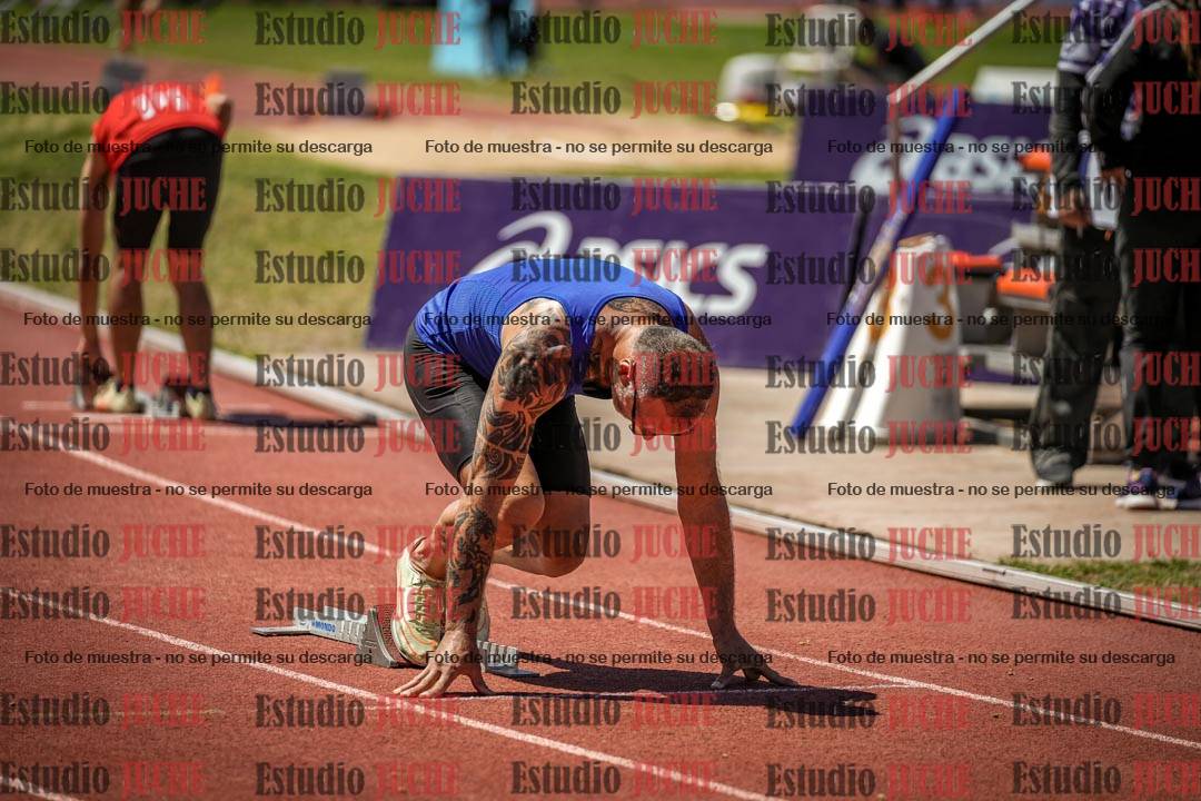 Fotos de los 400 m llanos de varones