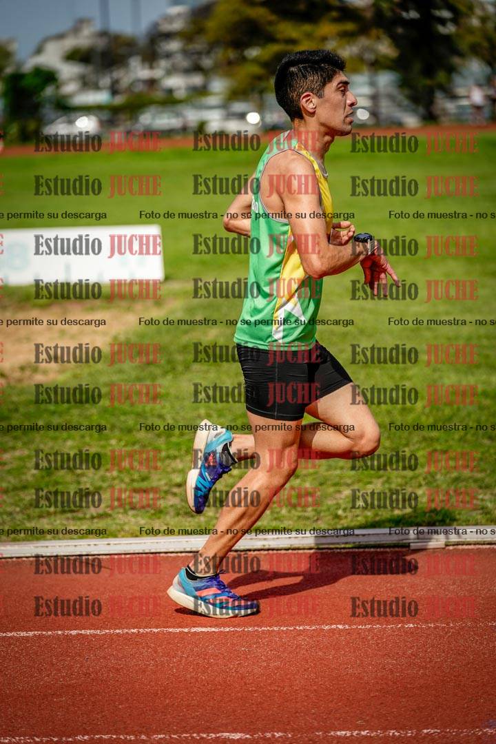 Fotos de los 3000 m llanos de varones