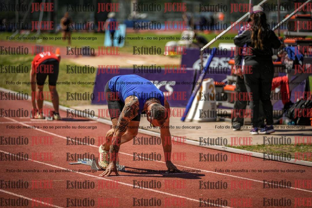 Fotos de los 400 m llanos de varones