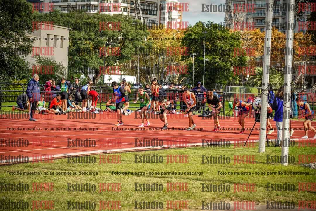 Fotos de los 1500 m llanos de varones