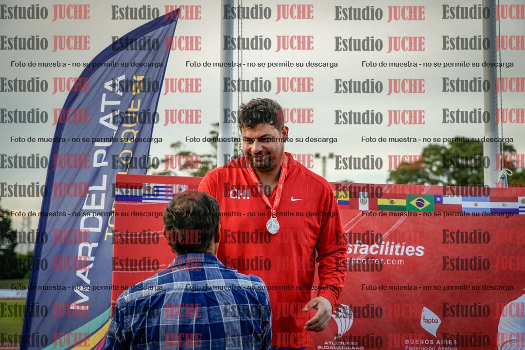 Fotos de algunos extras y podios del día 1