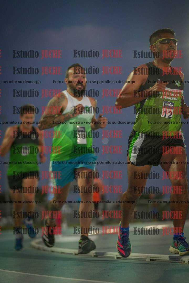 Fotos de los 3000 m llanos de varones