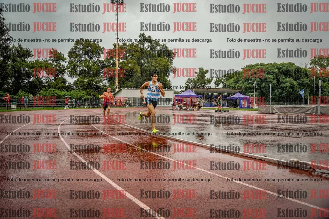 Fotos de los 800 m de varones