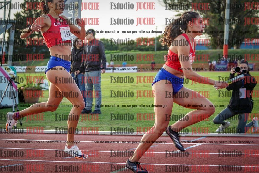 Fotos de los relevos 4x400 m de mujeres