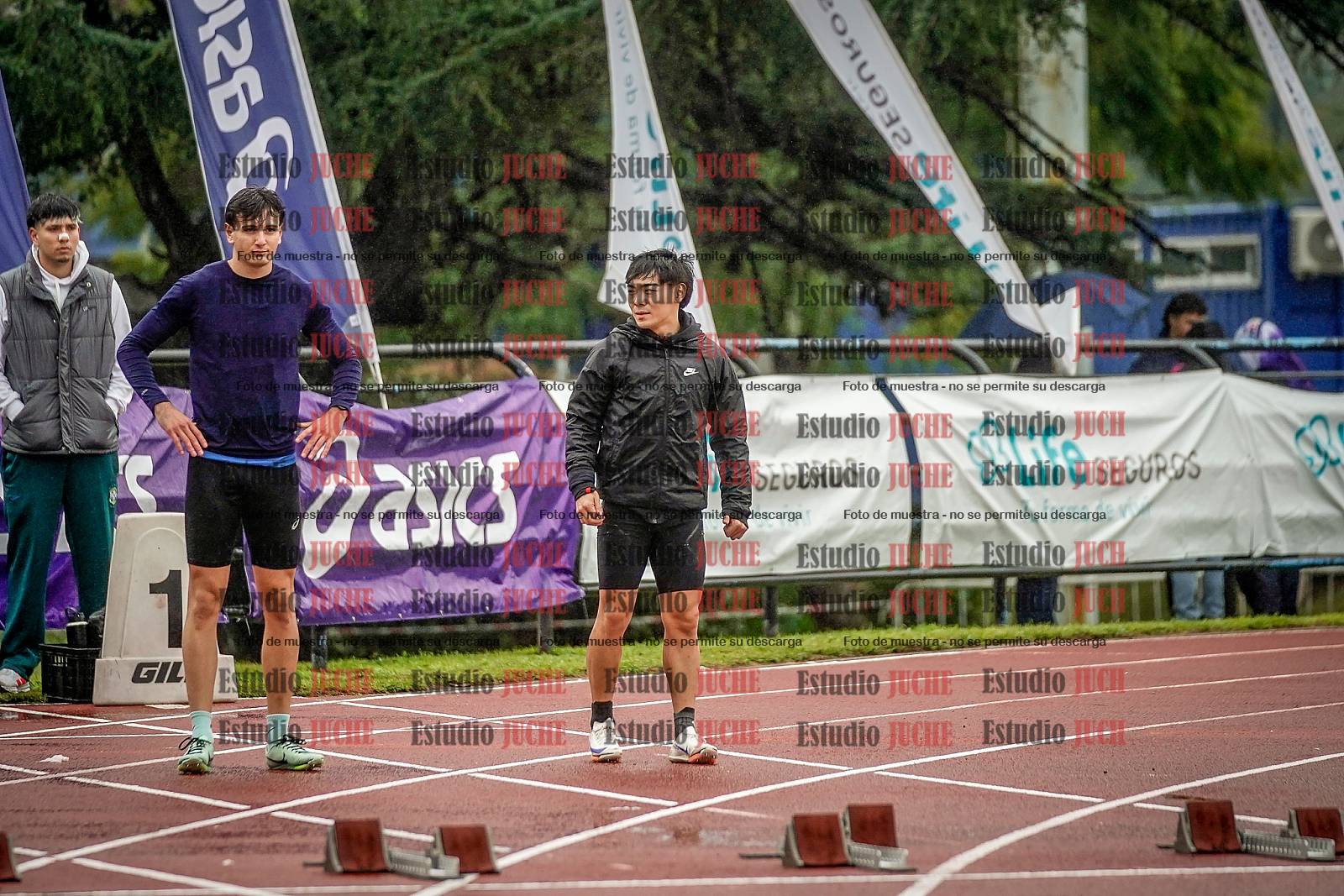 Fotos de los 100 m llanos de varones - FINAL