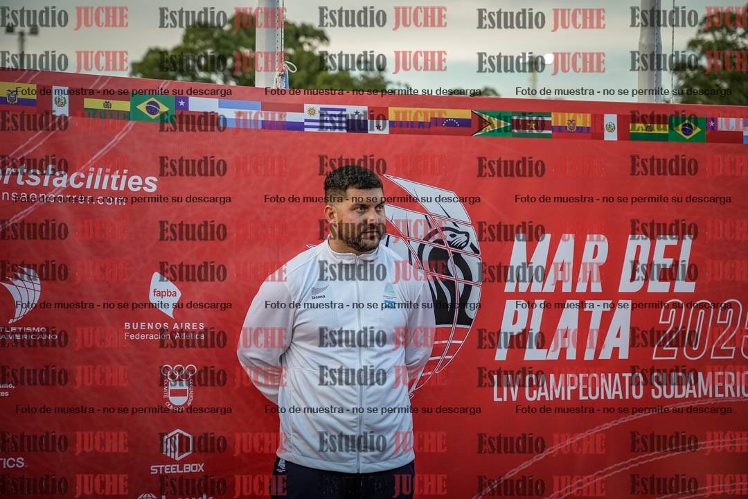 Fotos de algunos extras y podios del día 1