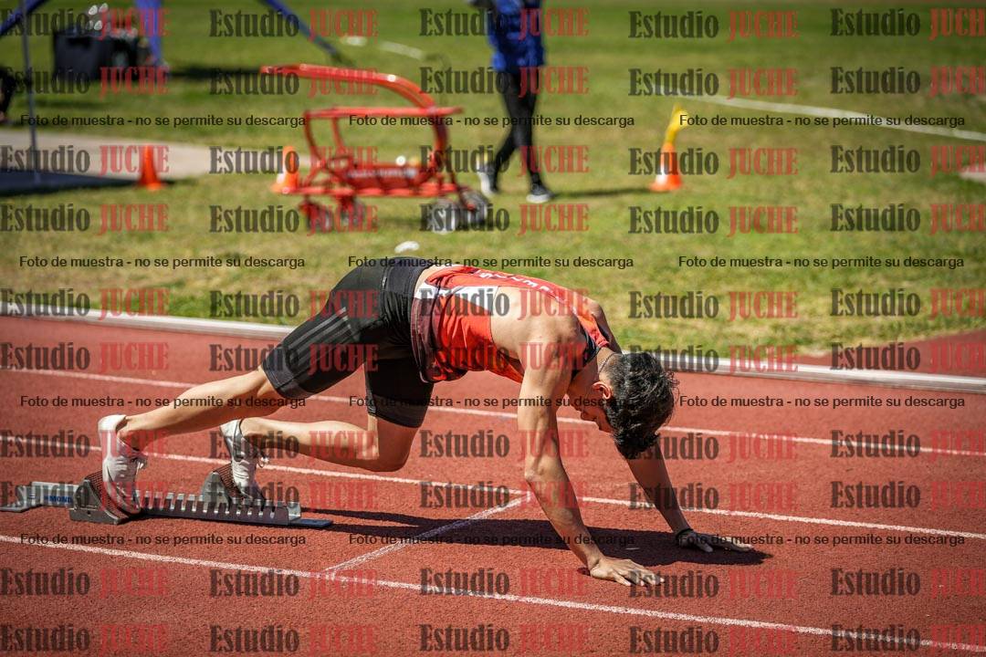 Fotos de los 400 m llanos de varones