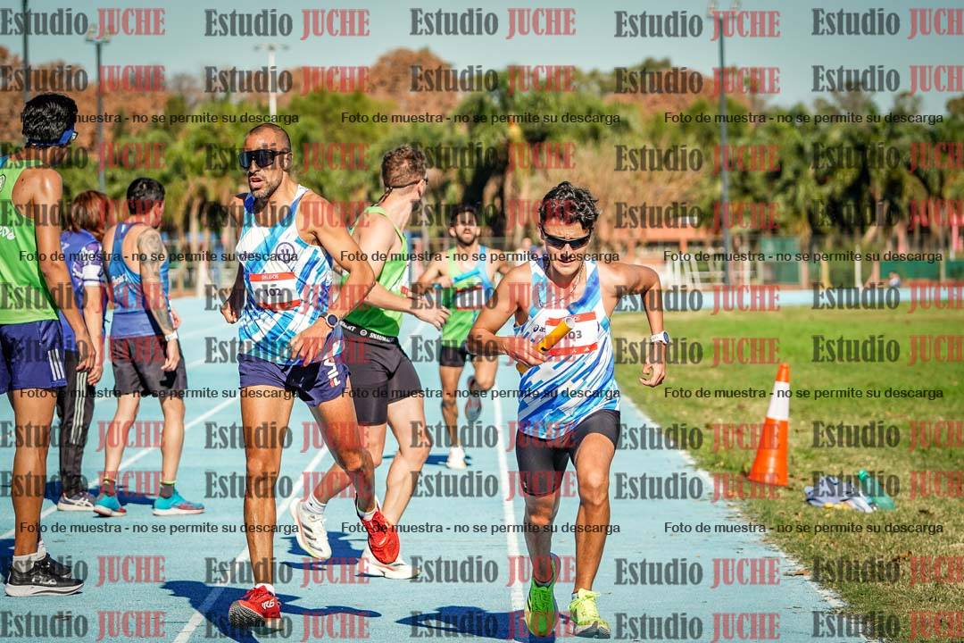 Fotos durante los relevos