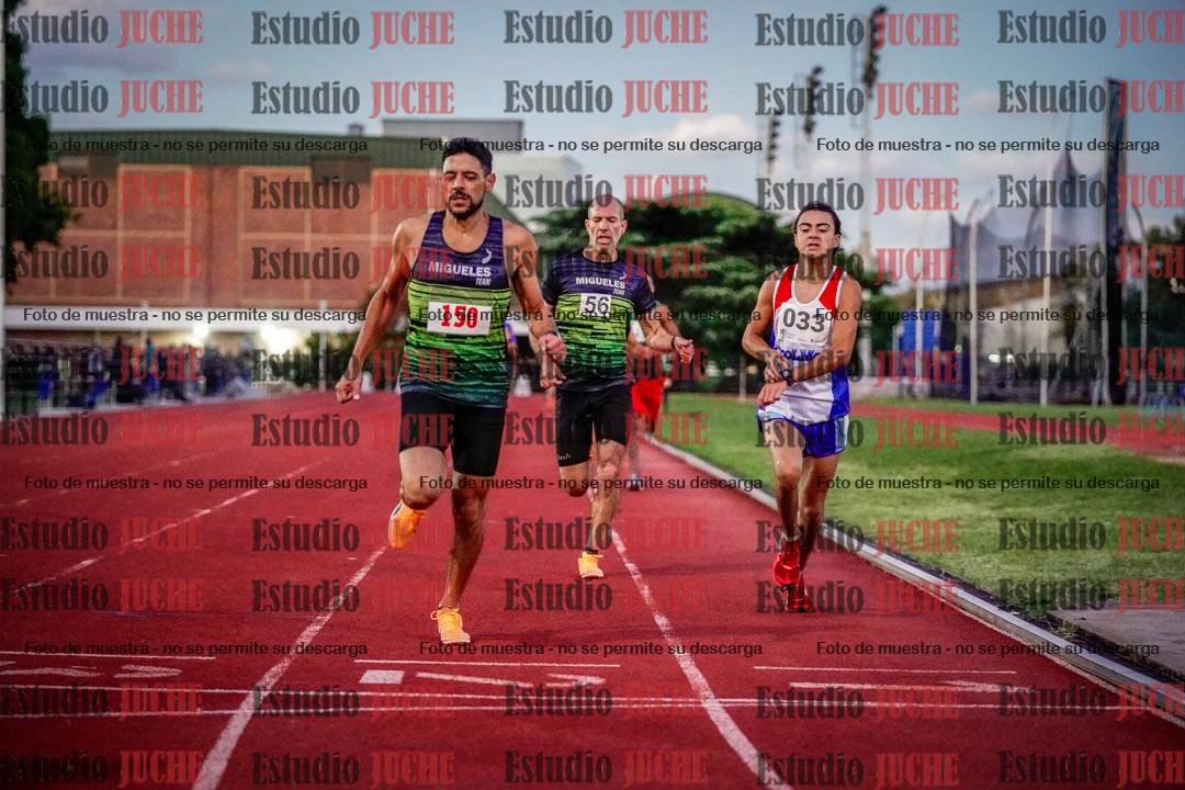 Fotos de los 1500 m llanos de varones