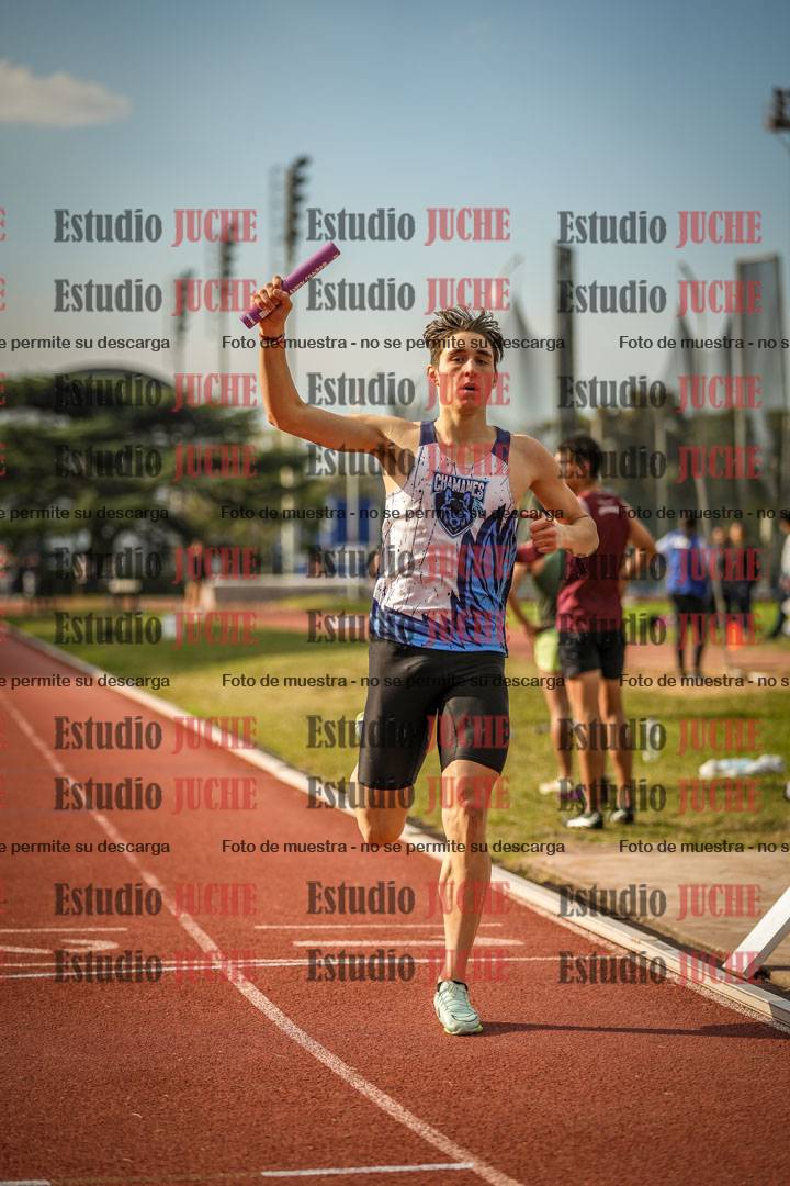 Fotos de las postas 4x400 m llanos de varones