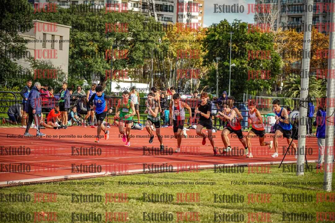 Fotos de los 1500 m llanos de varones