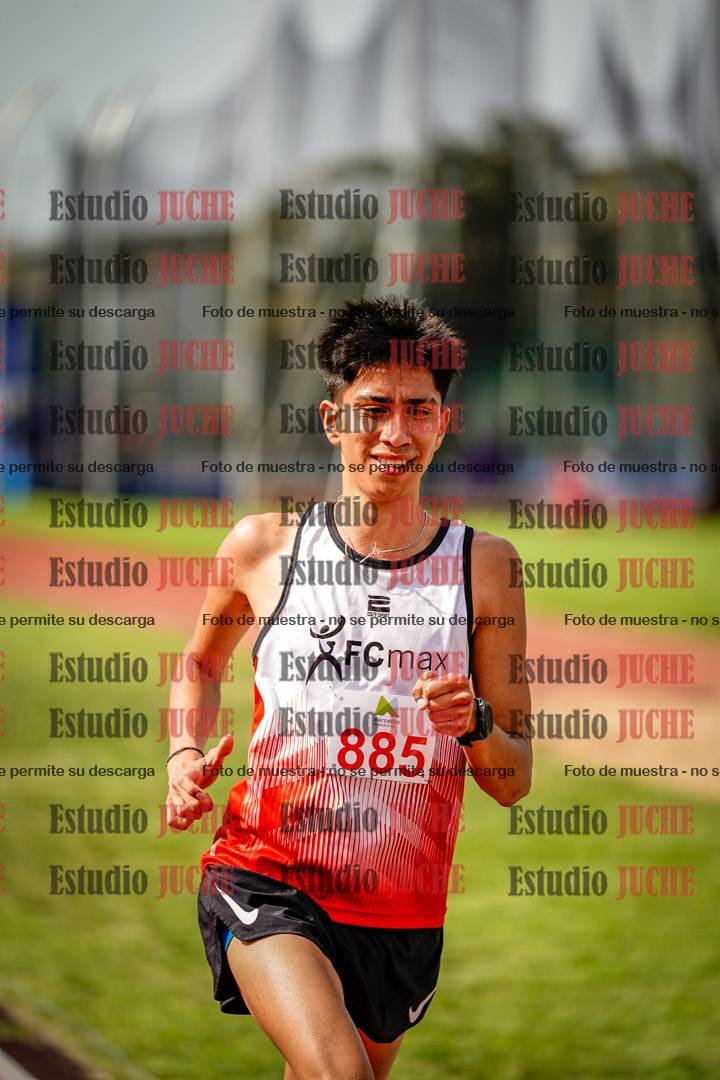 Fotos de los 3000 m llanos de varones
