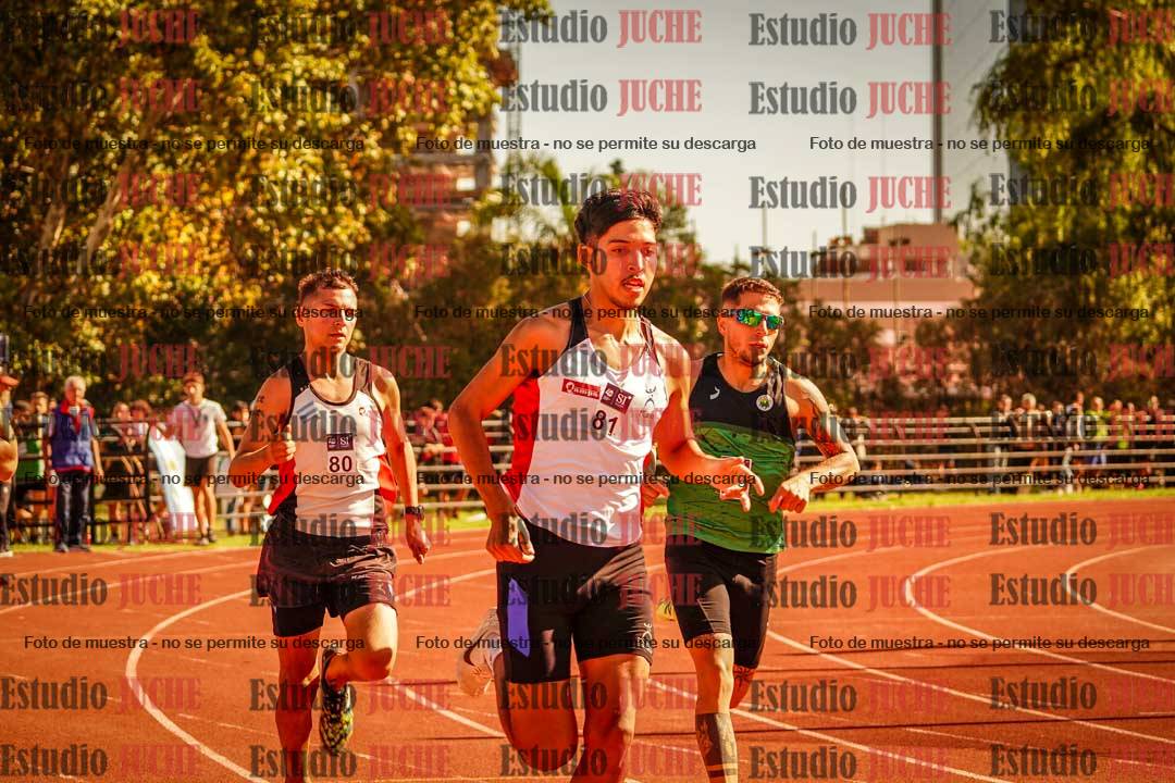 Fotos de los 800 m llanos de varones