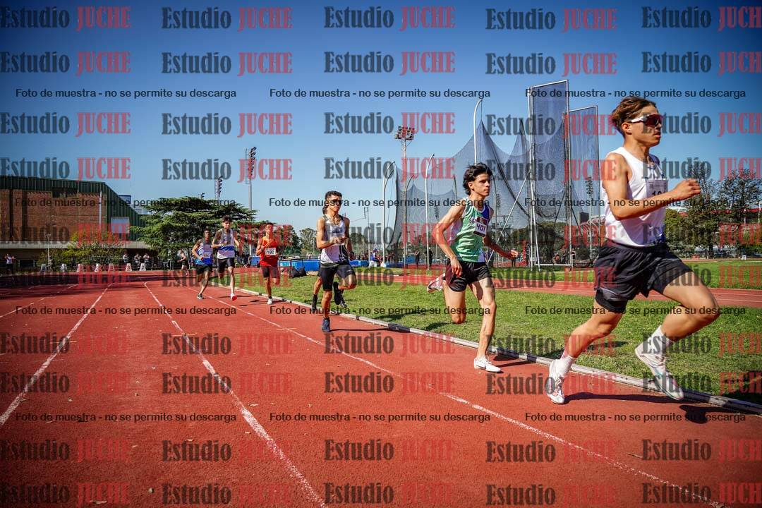 Fotos de los 600 m llanos de varones